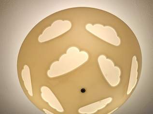 Deckenleuchte mit Wolken, 30 €, Kindersachen-Kinderzimmer in 2514 Gemeinde Traiskirchen Deckenleuchte mit Wolken, 30 €, Kindersachen-Kinderzimmer in 2514 Gemeinde Traiskirchen