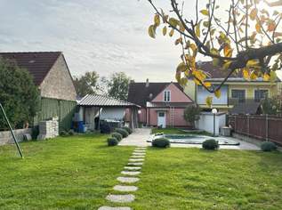 Charmantes Einfamilienhaus mit Pool, 365000 €, Immobilien-Häuser in 2130 Hüttendorf