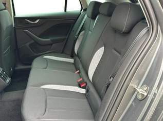 Kamiq Selection DSG+ACC+SHZ+RFK+PDC+KESSY+SUN..., 30385 €, Auto & Fahrrad-Autos in 6844 Gemeinde Altach