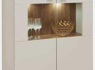 Vitrine, 50 €, Haus, Bau, Garten-Möbel & Sanitär in 2331 Gemeinde Vösendorf Vitrine, 50 €, Haus, Bau, Garten-Möbel & Sanitär in 2331 Gemeinde Vösendorf