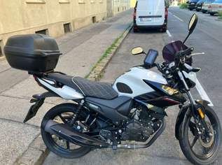 Yamaha YS125, 2400 €, Auto & Fahrrad-Motorräder in 1100 Favoriten