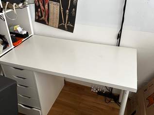 Ikea Schreibtisch, 30 €, Haus, Bau, Garten-Möbel & Sanitär in 1040 Wieden