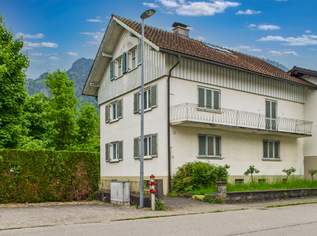 Mehrparteienhaus mit drei Einheiten in Zentrumsnähe – Ihr Projekt mit Erweiterungspotenzial, 0 €, Immobilien-Häuser in 6845 Hohenems