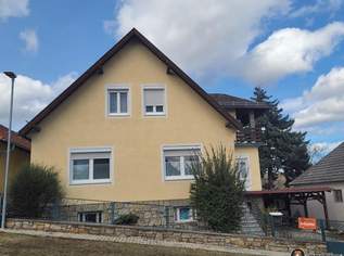 Ansprechendes Wohnhaus mit Ausblick in die malerische Umgebung, 192000 €, Immobilien-Häuser in 7332 Kobersdorf