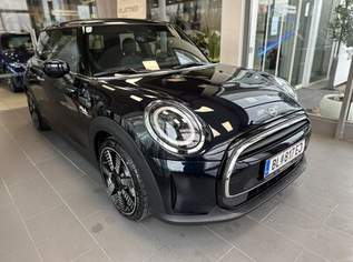 Mini Cooper Yours Trim F56 Aut. Leder, 28900 €, Auto & Fahrrad-Autos in 2325 Katastralgemeinde Himberg Mini Cooper Yours Trim F56 Aut. Leder, 28900 €, Auto & Fahrrad-Autos in 2325 Katastralgemeinde Himberg