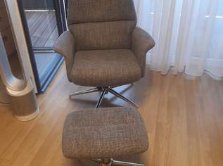 Relax-Sessel grau mit Hocker Kopfstütze und Armlehnen 850€ VB, 850 €, Haus, Bau, Garten-Möbel & Sanitär in 6923 Marktgemeinde Lauterach