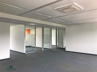 Großzügige moderne Bürofläche im Norden Salzburgs, 7663.34 €, Immobilien-Gewerbeobjekte in 5020 Salzburg