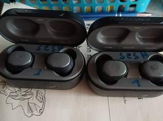 In ear , 50 €, Marktplatz-Musik & Musikinstrumente in 6020 Innsbruck