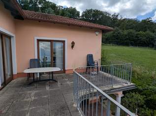 Traumhaftes Einfamilienhaus mit Fernblick in Hainburg an der Donau: ca. 180m² Wohnfläche mit Garten, 2 Terrassen, Pool und Garage!!!, 697000 €, Immobilien-Häuser in 2410 Gemeinde Hainburg an der Donau
