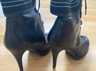 HighHeel Stiefletten schwarz, Gr.38, 25 €, Kleidung & Schmuck-Damenkleidung in 3100 St. Pölten