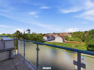 Gepflegte Dachgeschosswohnung mit Balkon in sehr guter Lage, 195000 €, Immobilien-Wohnungen in 2020 Hollabrunn