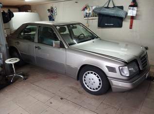 Mercedes-Benz E 300d W124 Automatik | Bj. 1993 | TOP 57a bis 10 2027 |, 8900 €, Auto & Fahrrad-Autos in 6230 Marktgemeinde Brixlegg