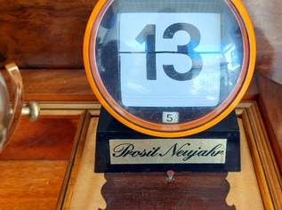 Rarität Ewige Kalender Space-Age-Design ein typisches Schreibtischaccessoire der 1970er Jahre, 135 €, Marktplatz-Antiquitäten, Sammlerobjekte & Kunst in 3040 Gemeinde Neulengbach