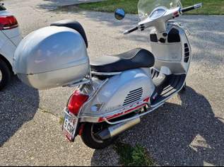 Vespa 300 GTS ie ABS