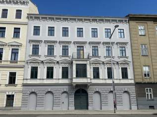 Sanierungsbedürftige Altbauwohnung mit Charme und Potential, 299000 €, Immobilien-Wohnungen in 1070 Neubau