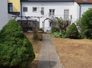 EIN ZUHAUSE MIT FREIRAUM - WOHNHAUS MIT GROSSEM GRUNDSTÜCK, 420000 €, Immobilien-Häuser in 2104 Gemeinde Spillern EIN ZUHAUSE MIT FREIRAUM - WOHNHAUS MIT GROSSEM GRUNDSTÜCK, 420000 €, Immobilien-Häuser in 2104 Gemeinde Spillern