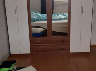 Möbel , 70 €, Marktplatz-Sammlungen & Haushaltsauflösungen in 9500 Villach