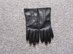 Damen Handschuhe, 15 €, Kleidung & Schmuck-Accessoires, Uhren, Schmuck in 6655 Gemeinde Kaisers Damen Handschuhe, 15 €, Kleidung & Schmuck-Accessoires, Uhren, Schmuck in 6655 Gemeinde Kaisers