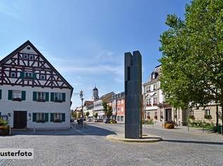 Charmanter Gasthof (Bj. 1953) mit 18 Zimmern, Gastgarten und großzügigem Parkplatzareal, 2003400 €, Immobilien-Gewerbeobjekte in 6290 Dorf-Haus