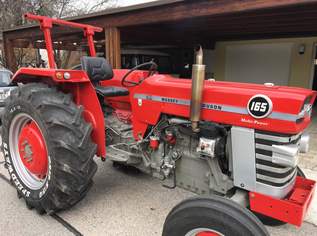 Oldtimertraktor MASSEY FERGUSON 165 Multi Power Oldtimertraktor MASSEY FERGUSON 165 Multi Power