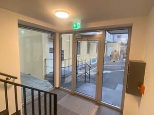 Gemütliche barrierefreie Single-Wohnung in guter Lage am Stadtrand, 910 €, Immobilien-Wohnungen in 1230 Liesing