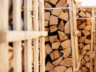 25, 33,50 Brennholz halb trocken Buche, Eiche Kiste 1,95RM RUF, 110 €, Haus, Bau, Garten-Hausbau & Werkzeug in 1220 Donaustadt