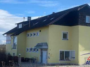 SUPER RENDITE - Größeres Ertragshaus mit Arbeiter-Zimmern und Veranstaltungsraum!, 0 €, Immobilien-Häuser in 4600 Aichberg