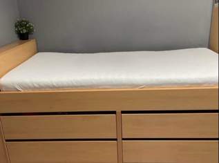 Hochbett mit 4 Schubladen, 470 €, Haus, Bau, Garten-Möbel & Sanitär in Tschechien