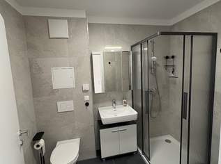 Privat: neue 2 Zi-Wohnung mit Terrasse und Garage Privat: neue 2 Zi-Wohnung mit Terrasse und Garage