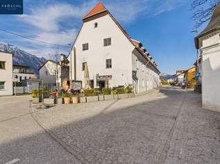 Historische Eleganz im Herzen von Hall in Tirol – Top 11 - 2-Zimmer-Wohnung in denkmalgeschütztem Altbau, 285660 €, Immobilien-Wohnungen in 6060 Heiligkreuz Historische Eleganz im Herzen von Hall in Tirol – Top 11 - 2-Zimmer-Wohnung in denkmalgeschütztem Altbau, 285660 €, Immobilien-Wohnungen in 6060 Heiligkreuz