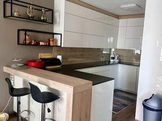 Großzügige Wohnung mit Loggia, moderner Küche und vielen anderen Highlights!, 380000 €, Immobilien-Wohnungen in 1110 Simmering Großzügige Wohnung mit Loggia, moderner Küche und vielen anderen Highlights!, 380000 €, Immobilien-Wohnungen in 1110 Simmering