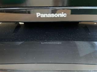 Panasonic Viera TX- 39CW304 mit Standfuß