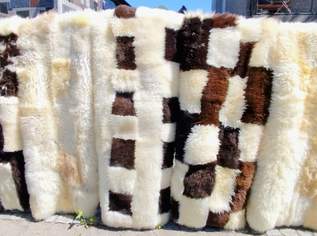 Patchwork-Schaffellteppiche, 2 m, 60 €, Haus, Bau, Garten-Geschirr & Deko in 6824 Gemeinde Schlins Patchwork-Schaffellteppiche, 2 m, 60 €, Haus, Bau, Garten-Geschirr & Deko in 6824 Gemeinde Schlins