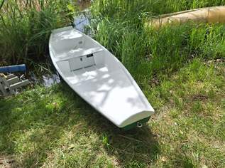 5 Meter langes Zille/Ruderboot, 650 €, Auto & Fahrrad-Boote in Ungarn 5 Meter langes Zille/Ruderboot, 650 €, Auto & Fahrrad-Boote in Ungarn