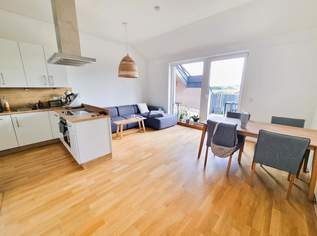 Neuwertige 2-Zi.-Dachgeschoß-Wohnung mit Terrasse in OÖ!, 825 €, Immobilien-Wohnungen in 5163 Weikertsham