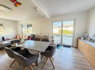 Modernes Niedrigenergiehaus in ruhiger Siedlungslage von Fürstenfeld. Durchdachte Raumaufteilung, großzügiger Garten und viel Platz! Modernes Niedrigenergiehaus in ruhiger Siedlungslage von Fürstenfeld. Durchdachte Raumaufteilung, großzügiger Garten und viel Platz!