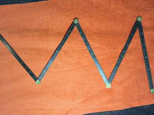 Alter, schwarzen Gliedermaßstab aus Holz