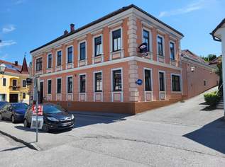 STADTHAUS - ANLAGEOBJEKT MIT GASTHAUS, BAR, WOHNUNG UND VIELEN MÖGLICHKEITEN, 0 €, Immobilien-Häuser in Niederösterreich STADTHAUS - ANLAGEOBJEKT MIT GASTHAUS, BAR, WOHNUNG UND VIELEN MÖGLICHKEITEN, 0 €, Immobilien-Häuser in Niederösterreich