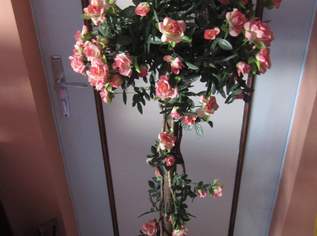 Diverse Deko,Rosenbusch,Vasen,etc.. - siehe Text, 10 €, Haus, Bau, Garten-Geschirr & Deko in 1120 Meidling