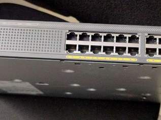 Cisco Catalyst 2960-X LAN Base Rackmount Gigabit Managed Stack Netzwerk Switch, 24x RJ-45, 4x SFP, 370W PoE+ WS-C2960X-24PS-L