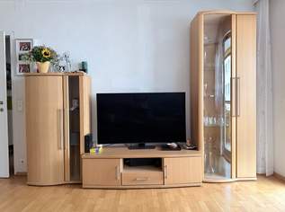 Wohnwand Buche Echtholzfurnier mit Vitrinen + Couchtisch mit Glasplatte, 420 €, Haus, Bau, Garten-Möbel & Sanitär in 1100 Favoriten