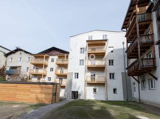 Dreizimmer-Stilwohnung mit Südbalkon im historischen Ambiente: Münzergasse 1 - Top 13, 1319.57 €, Immobilien-Wohnungen in 6060 Heiligkreuz