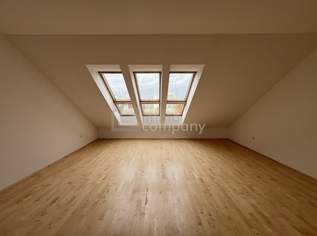 Leben auf drei Stockwerken mit eigenem Penthouse-Flair, 389000 €, Immobilien-Häuser in 4053 Haid