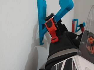 Motorrad Helmhalterung für Wand, 25 €, Auto & Fahrrad-Teile & Zubehör in 8480 Mureck Motorrad Helmhalterung für Wand, 25 €, Auto & Fahrrad-Teile & Zubehör in 8480 Mureck