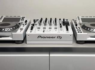 2 x Pioneer CDJ 2000 (weiß) + DJM 900W + RMX 1000W + Zubehör, 3200 €, Marktplatz-Musik & Musikinstrumente in 1020 Leopoldstadt