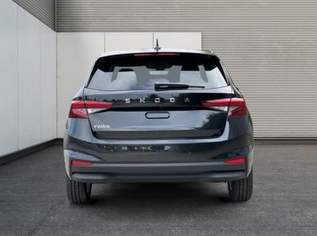 Fabia Selection ACC+SHZ+KAMERA+PDC+LED 1.0 TS..., 26804 €, Auto & Fahrrad-Autos in 6844 Gemeinde Altach Fabia Selection ACC+SHZ+KAMERA+PDC+LED 1.0 TS..., 26804 €, Auto & Fahrrad-Autos in 6844 Gemeinde Altach