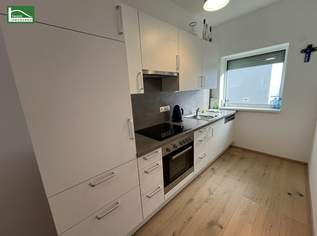 SANIERTE & MÖBLIERTE DACHGESCHOSSWOHNUNG INKL. KÜCHE! SOFORT BEZIEH- ODER VERMIETBAR! FÜR ANLEGER UND EIGENNUTZER!, 218990 €, Immobilien-Wohnungen in 1100 Favoriten