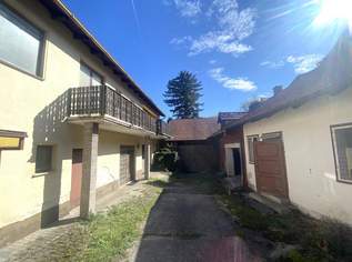 BRING MICH ZUM STRAHLEN! Sanierungsbedürftiges Wohnhaus mit zwei Wohneinheiten und besonderem Flair!, 199000 €, Immobilien-Häuser in 2551 Enzesfeld BRING MICH ZUM STRAHLEN! Sanierungsbedürftiges Wohnhaus mit zwei Wohneinheiten und besonderem Flair!, 199000 €, Immobilien-Häuser in 2551 Enzesfeld
