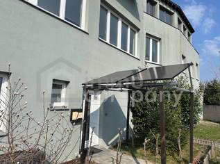 Neuwertige 2 Zimmer Terrassenwohnung mit Garten, Stellplatz & Solarenergie in Wiener Neustadt!, 240000 €, Immobilien-Wohnungen in Niederösterreich