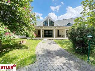 Verborgene Oase im Grünen - repräsentative Villa mit großzügigem Grundstück und Pool, 1594000 €, Immobilien-Häuser in 7000 Eisenstadt Verborgene Oase im Grünen - repräsentative Villa mit großzügigem Grundstück und Pool, 1594000 €, Immobilien-Häuser in 7000 Eisenstadt